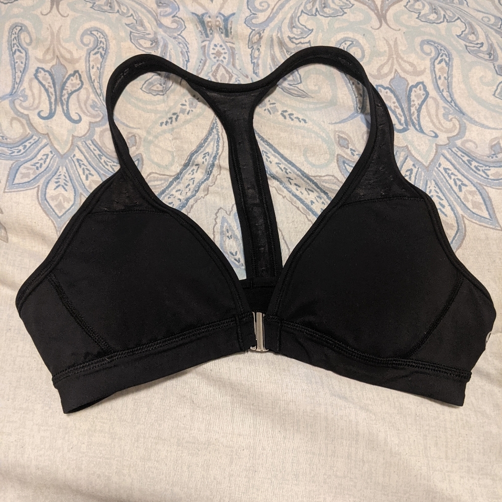 Lululemon black swim top